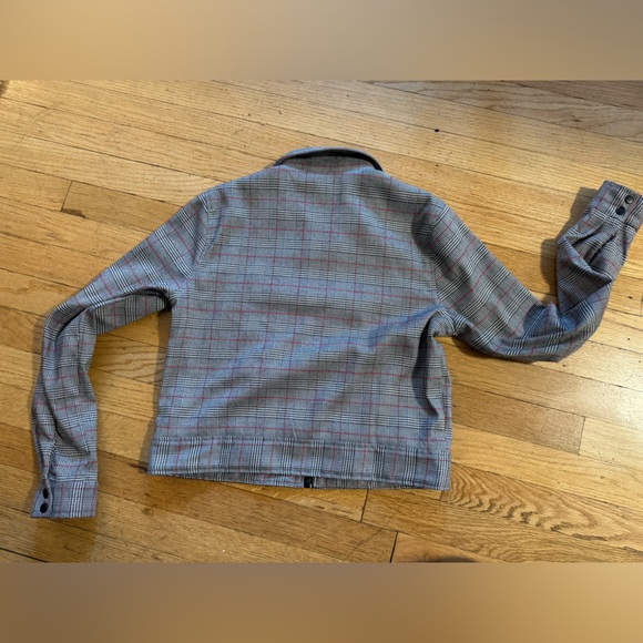 Forever 21 Cropped Grey Plaid Collared Bomber Jacket - Size S - Picture 5 of 5